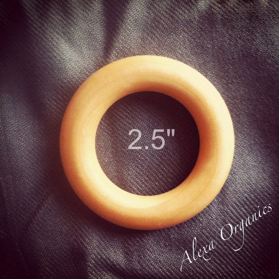 2.5 inch untreated nontoxic maple wholesale wooden teething ring with organic beeswax and olive oil