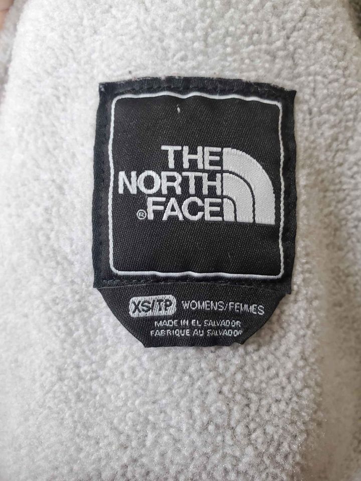 The North Face Gray Coat Jacket Fleece Sweatshirt Women&