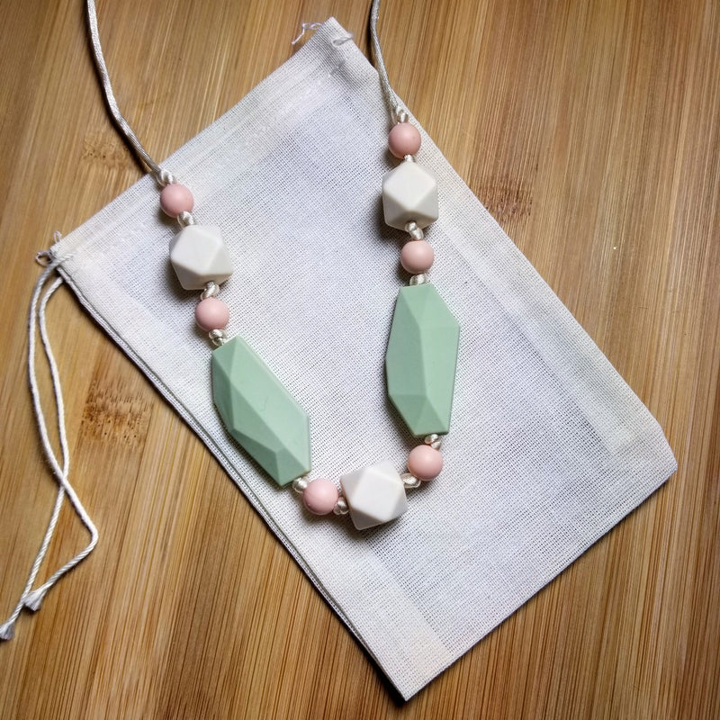 alexa organics silicone nursing teething necklace made with food grade chew beads